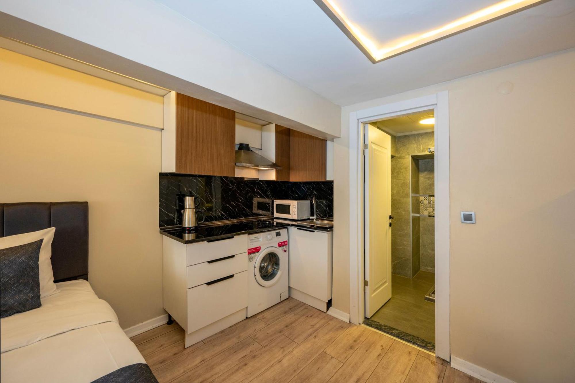 Aiza Suites Istanbul Exterior photo